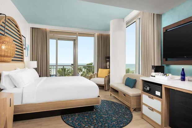 Images The Hiatus Clearwater Beach, Curio Collection by Hilton