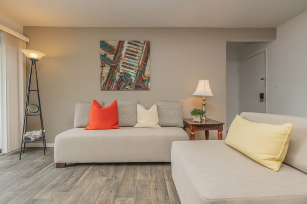Images Pebble Creek Apartments