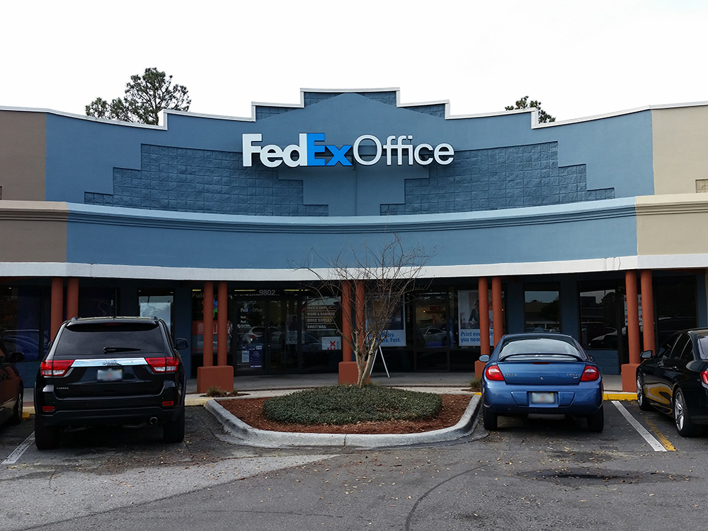 Exterior photo of FedEx Office location at 9802 Baymeadows Rd\t Print quickly and easily in the self-service area at the FedEx Office location 9802 Baymeadows Rd from email, USB, or the cloud\t FedEx Office Print & Go near 9802 Baymeadows Rd\t Shipping boxes and packing services available at FedEx Office 9802 Baymeadows Rd\t Get banners, signs, posters and prints at FedEx Office 9802 Baymeadows Rd\t Full service printing and packing at FedEx Office 9802 Baymeadows Rd\t Drop off FedEx packages near 9802 Baymeadows Rd\t FedEx shipping near 9802 Baymeadows Rd