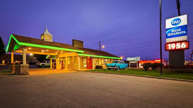 Images Best Western Route 66 Rail Haven