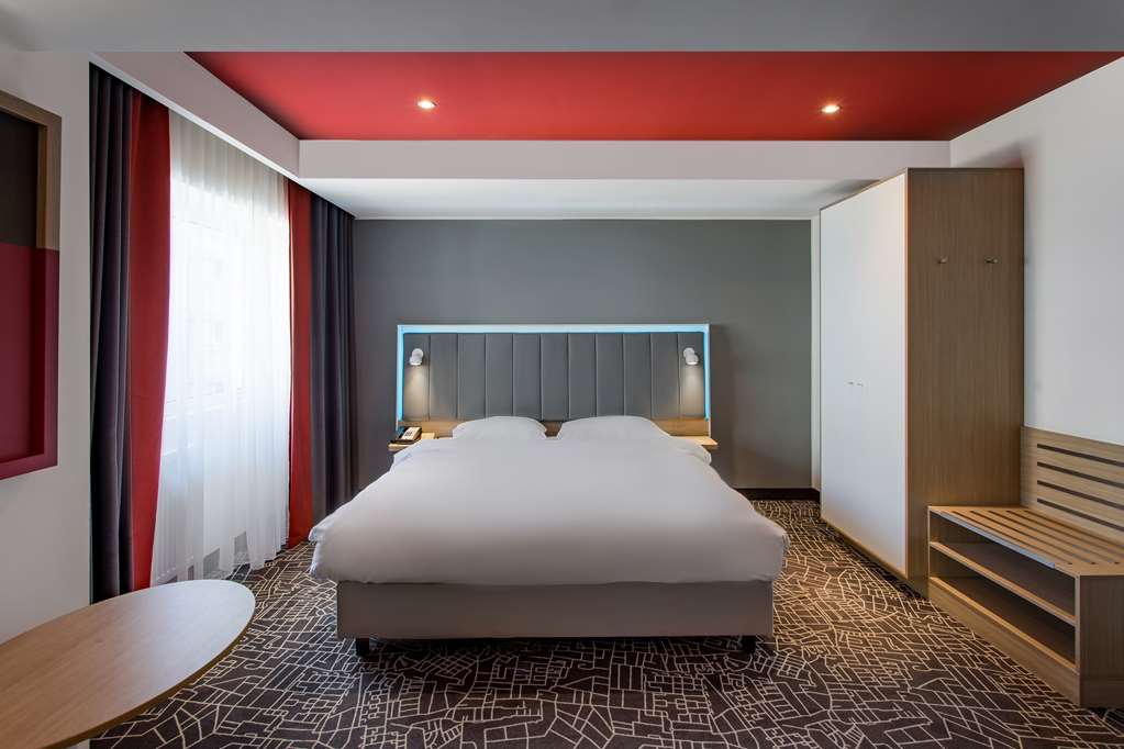 Images Park Inn by Radisson Bucharest Hotel & Residence