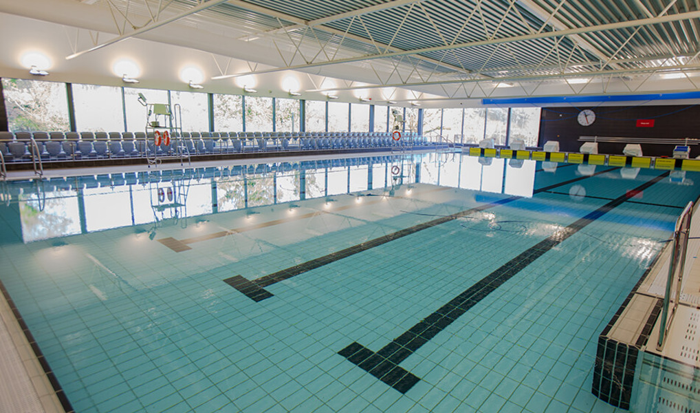 Alton Sports Centre boasts two superb pools. The six-lane main pool includes touchpad timers, starti Alton Sports Centre Alton 01420 540040