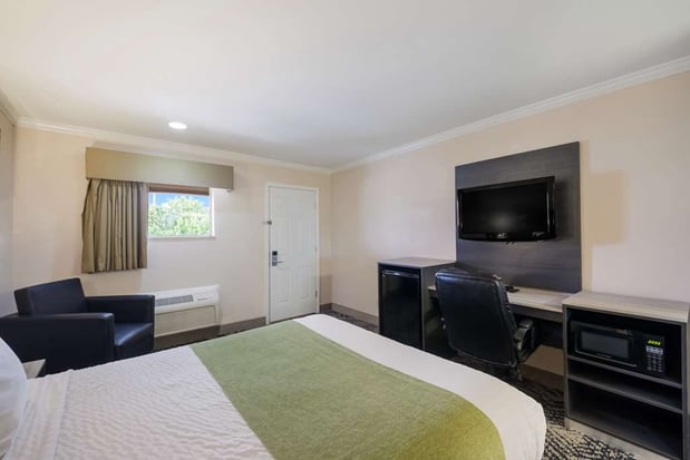 Images SureStay by Best Western Rockdale