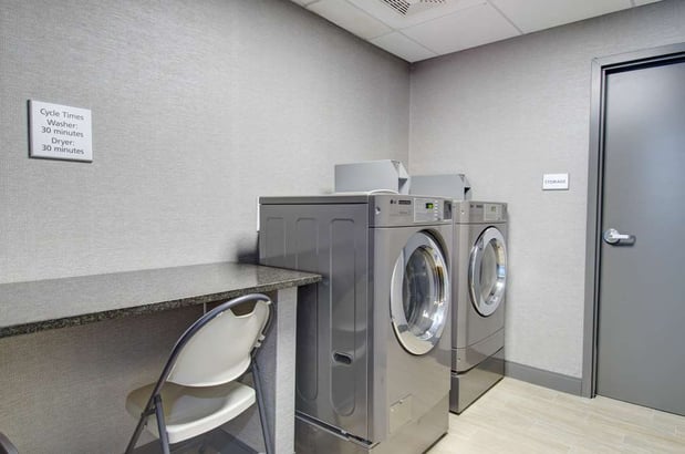 Images Hampton Inn & Suites Portland West
