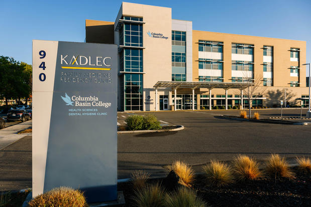 Images Kadlec Family Medicine Residency Clinic