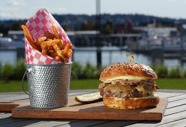 Images Hotel Indigo Seattle Everett Waterfront by IHG