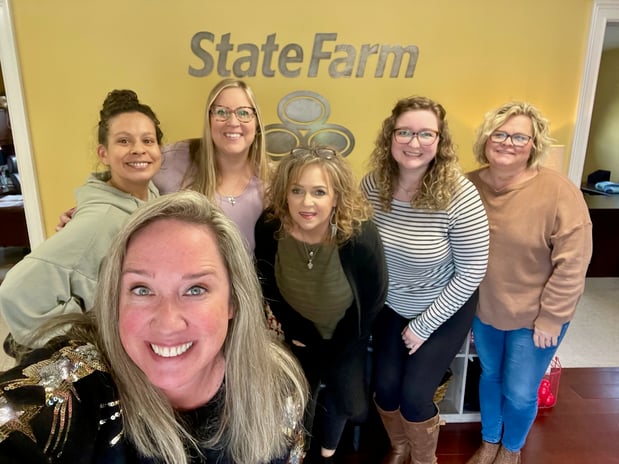 Images Holly Thomason - State Farm Insurance Agent