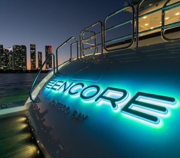 Images Encore Yacht