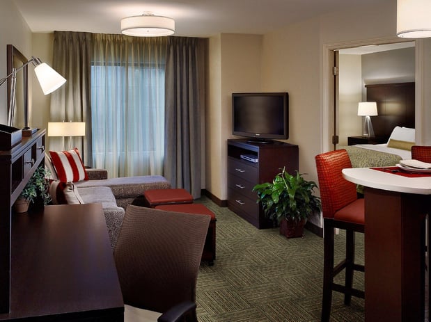 Images Staybridge Suites Rochester - Commerce Dr NW by IHG