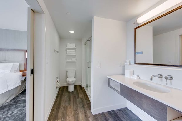 Images Hampton Inn & Suites North Houston Spring