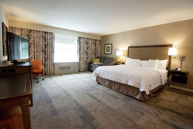 Images Hampton Inn & Suites Manchester