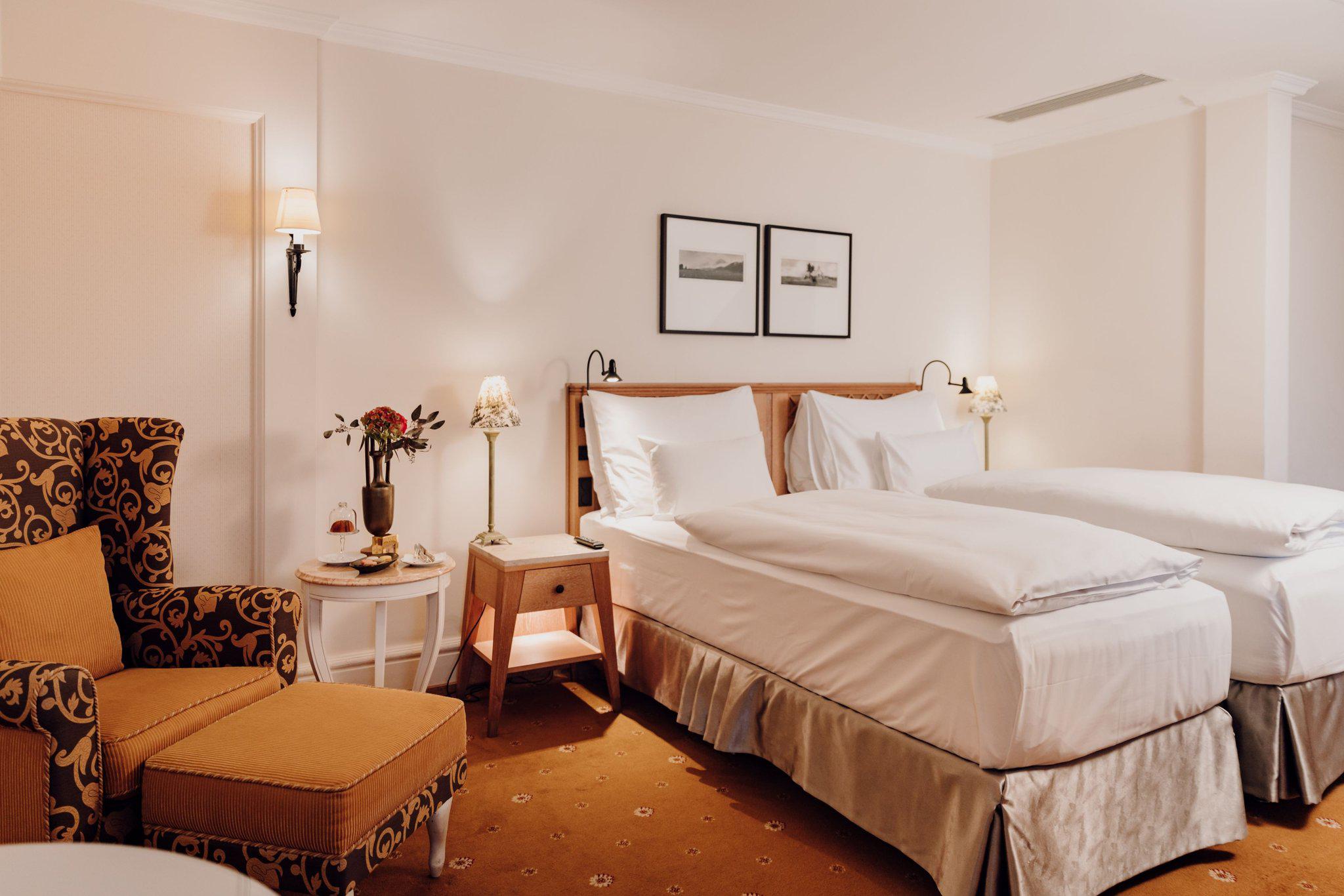 Schloss Fuschl, a Luxury Collection Resort & Spa, Fuschlsee-Salzburg, Schloss Strasse 19 in Hof Bei Salzburg