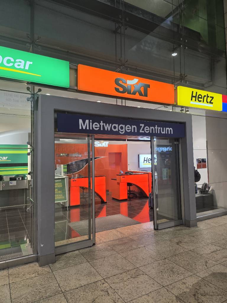 SIXT Autovermietung Köln Hauptbahnhof, Trankgasse 11 im Hbf in Köln