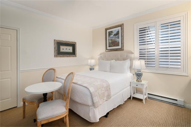 Images Best Western Grandma's Feather Bed