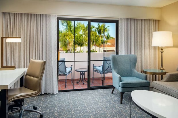 Images Hilton Santa Barbara Beachfront Resort