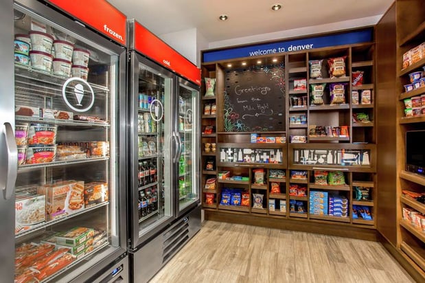 Images Hampton Inn & Suites Denver-Downtown