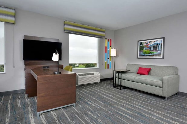 Images Hampton Inn & Suites by Hilton Charlotte North I 485