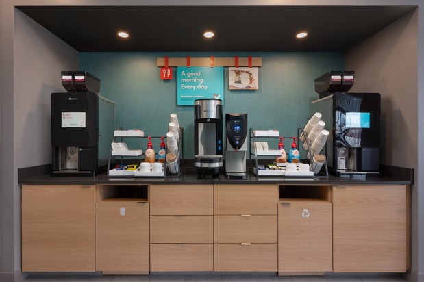 Images avid hotel Oak Creek by IHG