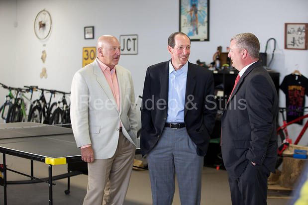 Images Reel Video & Stills