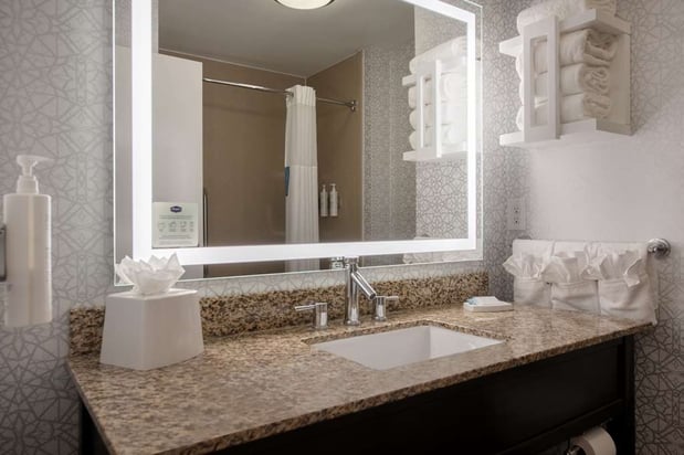 Images Hampton Inn & Suites Harvey/New Orleans West Bank
