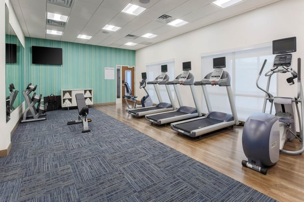 Images Holiday Inn Express & Suites Chicago O'Hare Airport by IHG