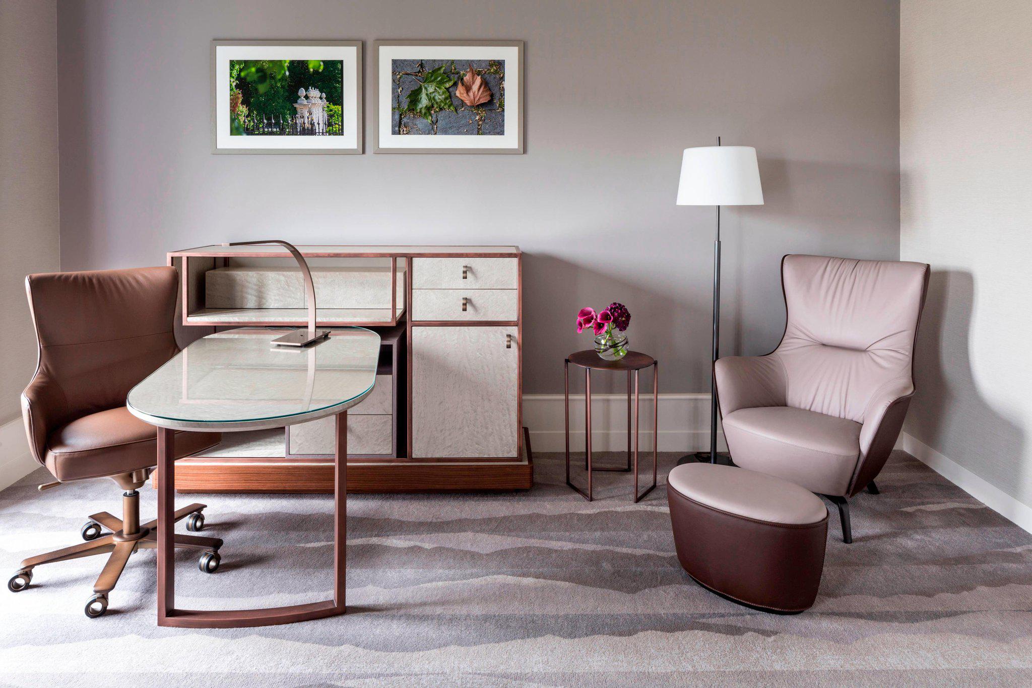 The Ritz-Carlton Hotel de la Paix, Geneva, Quai Du Mont-Blanc 11 in Geneva