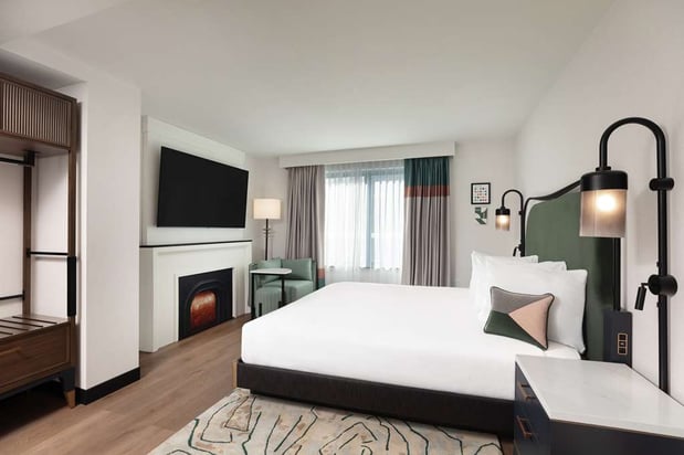 Images Pennyweight Hotel Boston, Curio Collection by Hilton