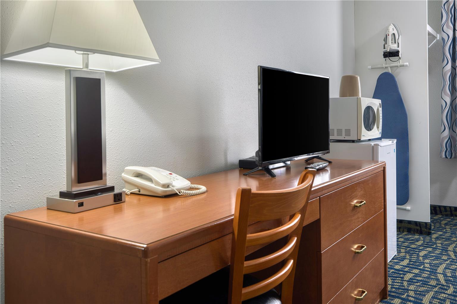 Images SureStay Plus by Best Western Lethbridge