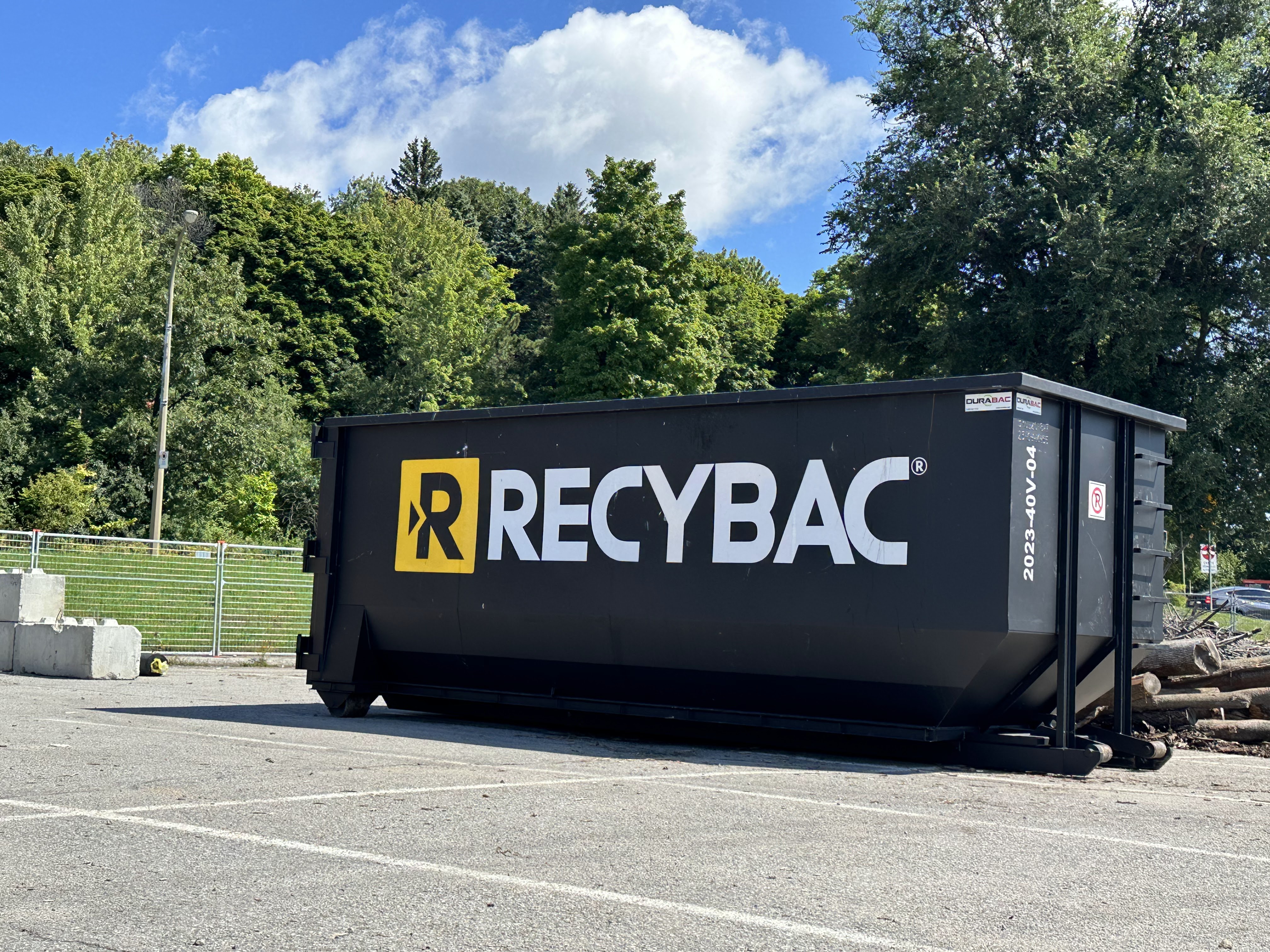 Images Location de conteneur RECYBAC Longueuil