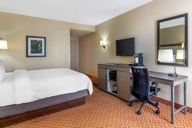 Images Best Western Plus Kendall Hotel & Suites