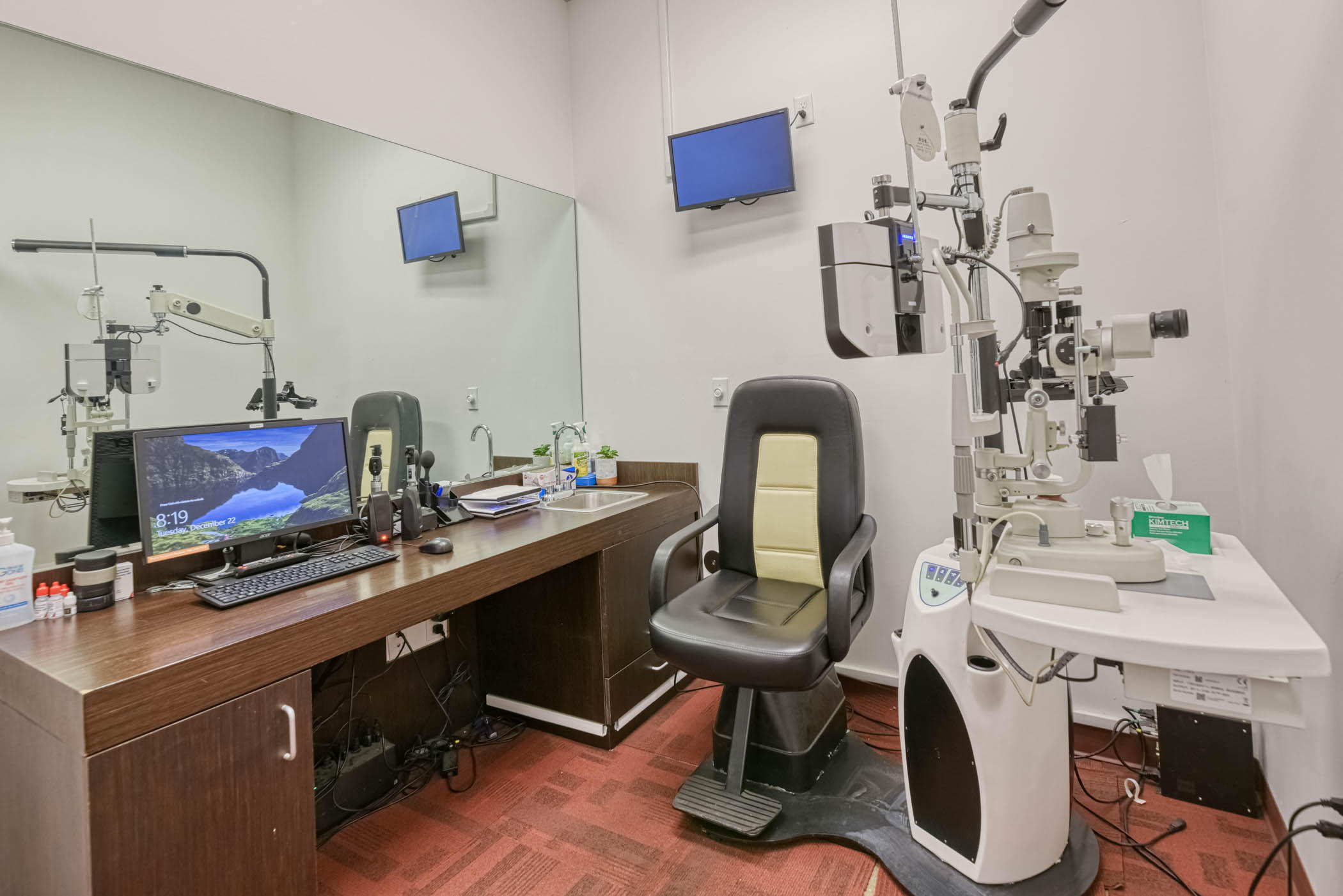 Eye Exam Rooms at Stanton Optical store in Merced, CA 95348