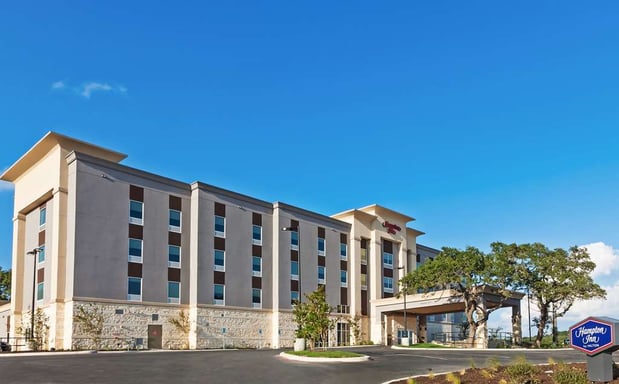 Images Hampton Inn Bulverde Texas Hill Country