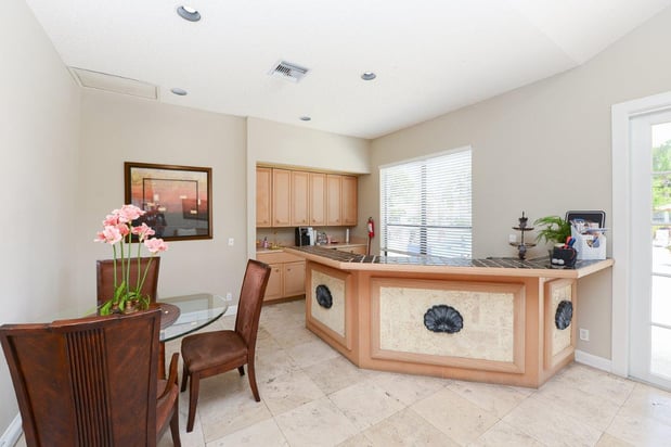 Images Savannah Place Apartments & Townhomes