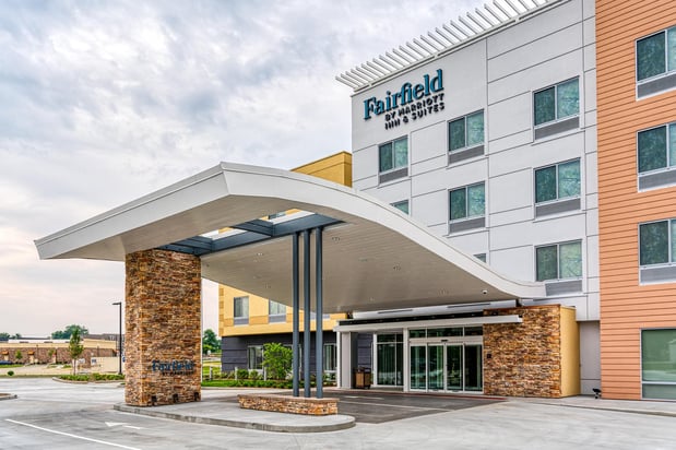 Images United Plate Glass Co