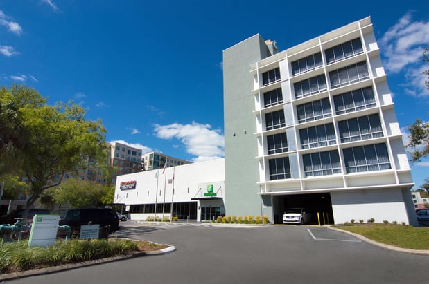 Images Holiday Inn Gainesville-University Ctr by IHG