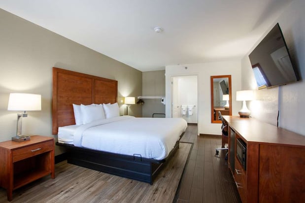 Images The Hotel Serene Glendale Peoria, Surestay Collection by BW