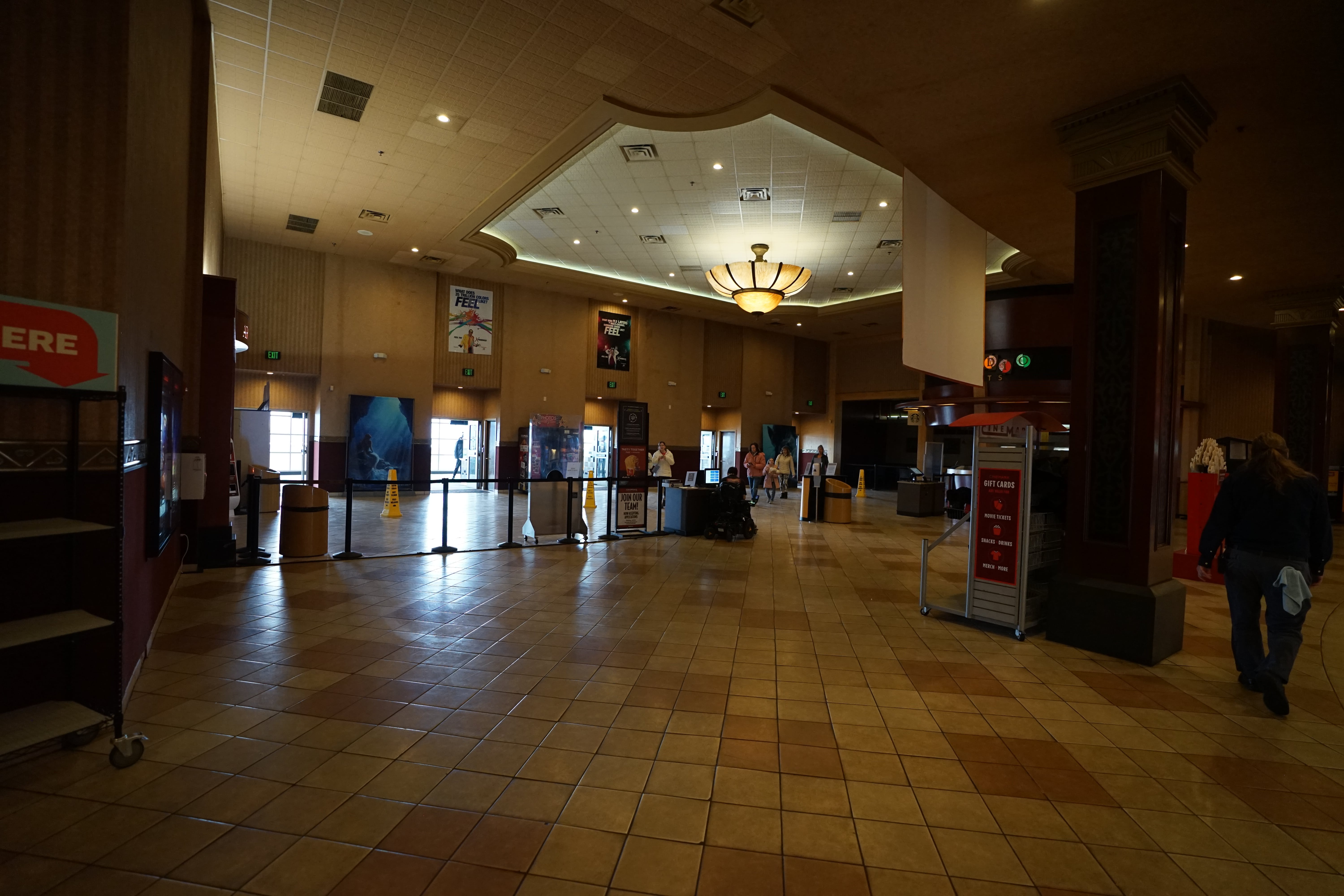 Cinemark 20 and XD Moosic lobby