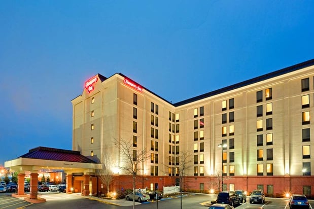 Images Hampton Inn Boston-Logan Airport