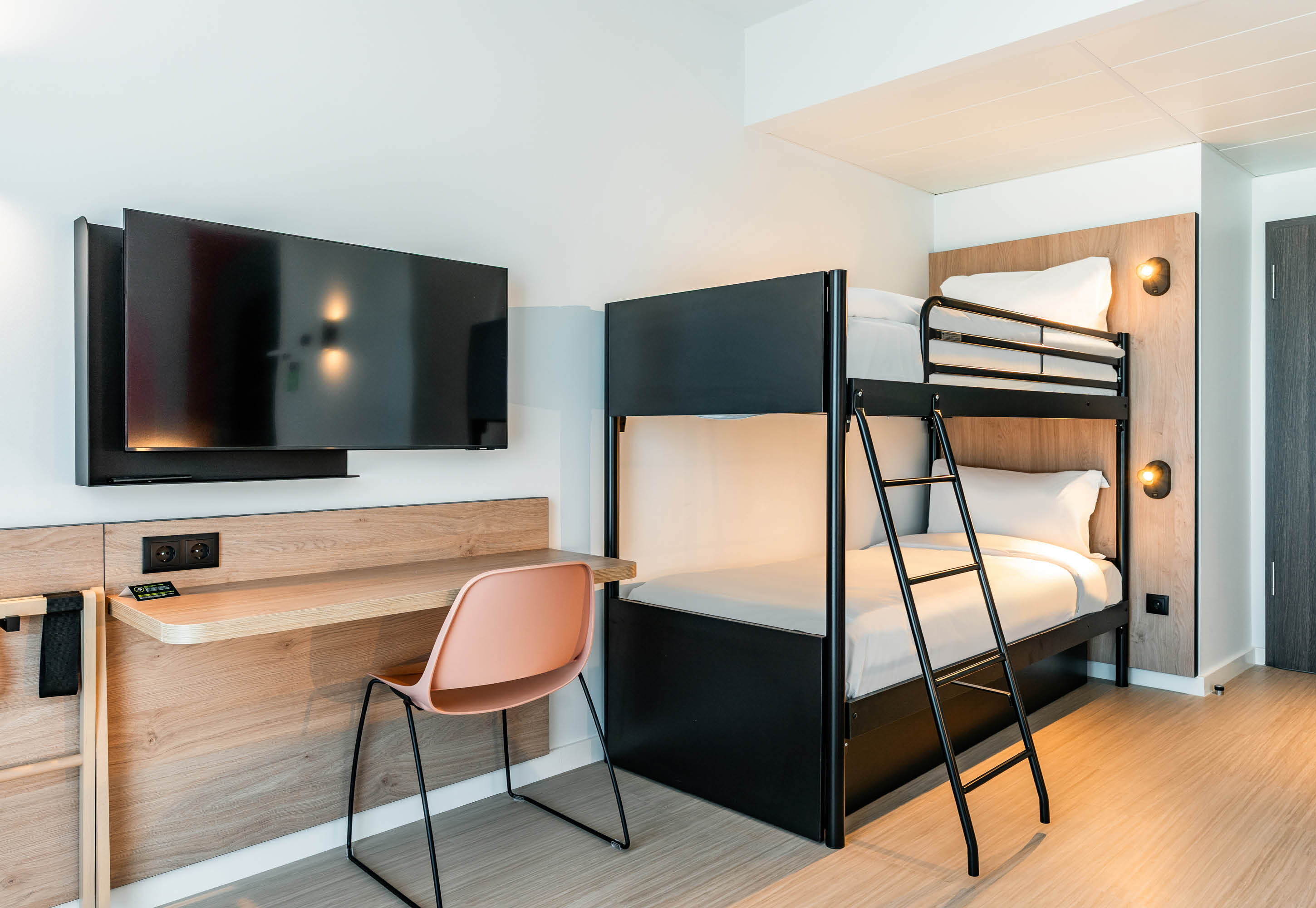 Images B&B HOTEL Luxembourg Centre Cloche d'Or