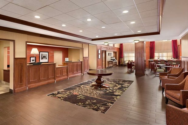 Images Hampton Inn & Suites Williamsburg Historic District