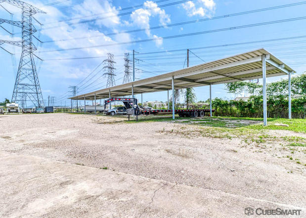 Images CubeSmart Self Storage