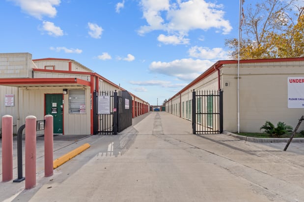 Images Curio Storage Northline Houston