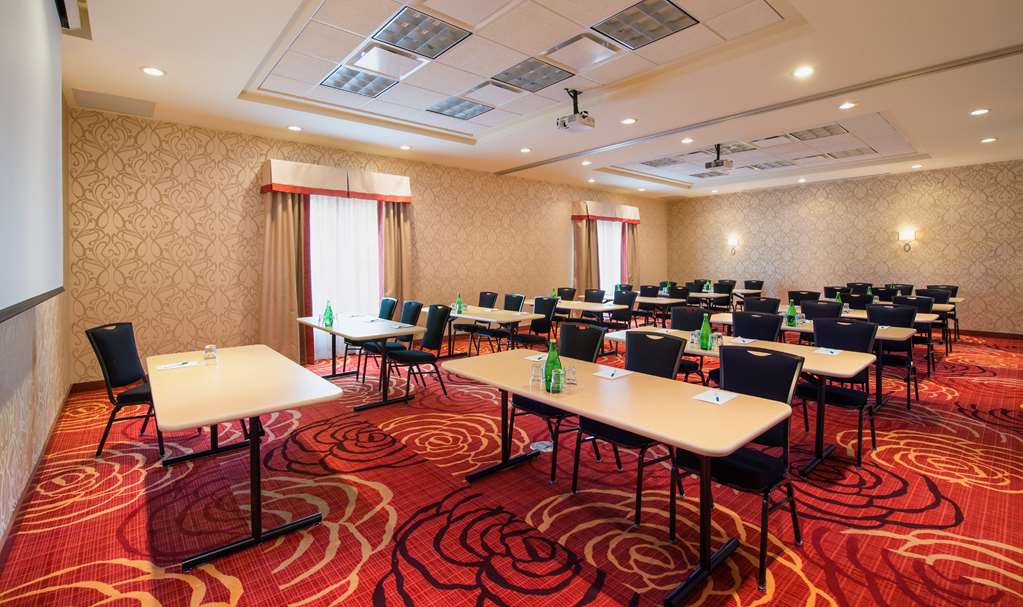 Images Homewood Suites by Hilton Winnipeg Airport-Polo Park, MB