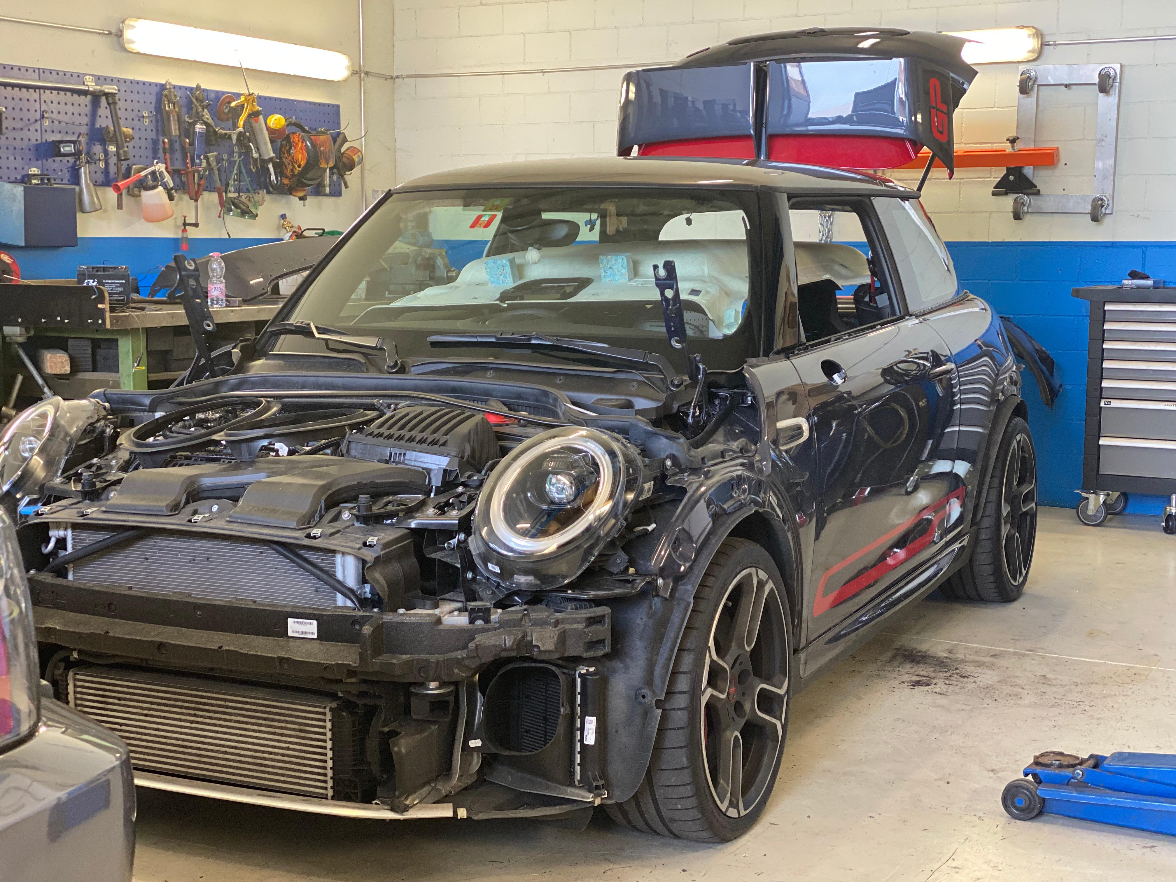 HASA Fahrzeug Technik AG, Riedthofstrasse 235C in Regensdorf