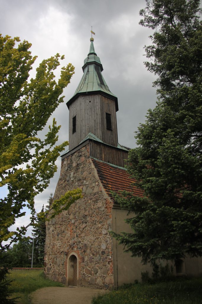 Kirche Pitschen-Pickel - Ev. Kirchengemeinde Pitschen, Pitschen-Pickel 85 in Heideblick