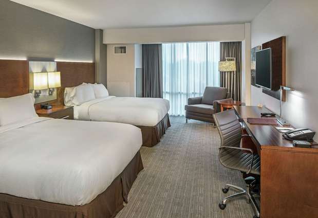 Images DoubleTree by Hilton Omaha Southwest