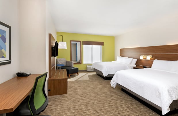 Images Holiday Inn Express & Suites Birmingham - Inverness 280 by IHG
