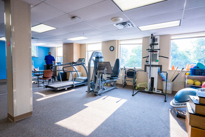 Images Courage Kenny Sports & Physical Therapy – Apple Valley