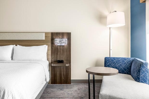 Images Holiday Inn Express & Suites Phoenix West - Tolleson by IHG