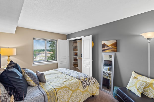 Images The Hills Apartments
